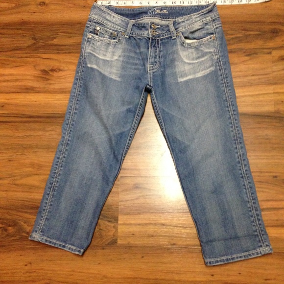 Miss Me Denim - Miss Me Capri Jeans Size 31